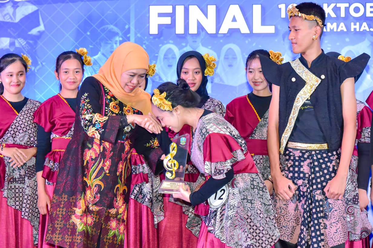 Gubernur Khofifah: Lomba Paduan Suara Bukan Sekadar Kompetisi, Tapi Ajang Pembentukan Karakter Generasi Muda